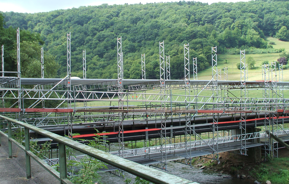 Brückengerüste, Brückeneinrüstung Gerüstbau Schmiedt
